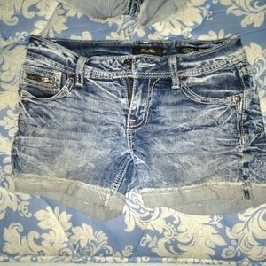 Women's Miss me & Rock revival shorts size 27